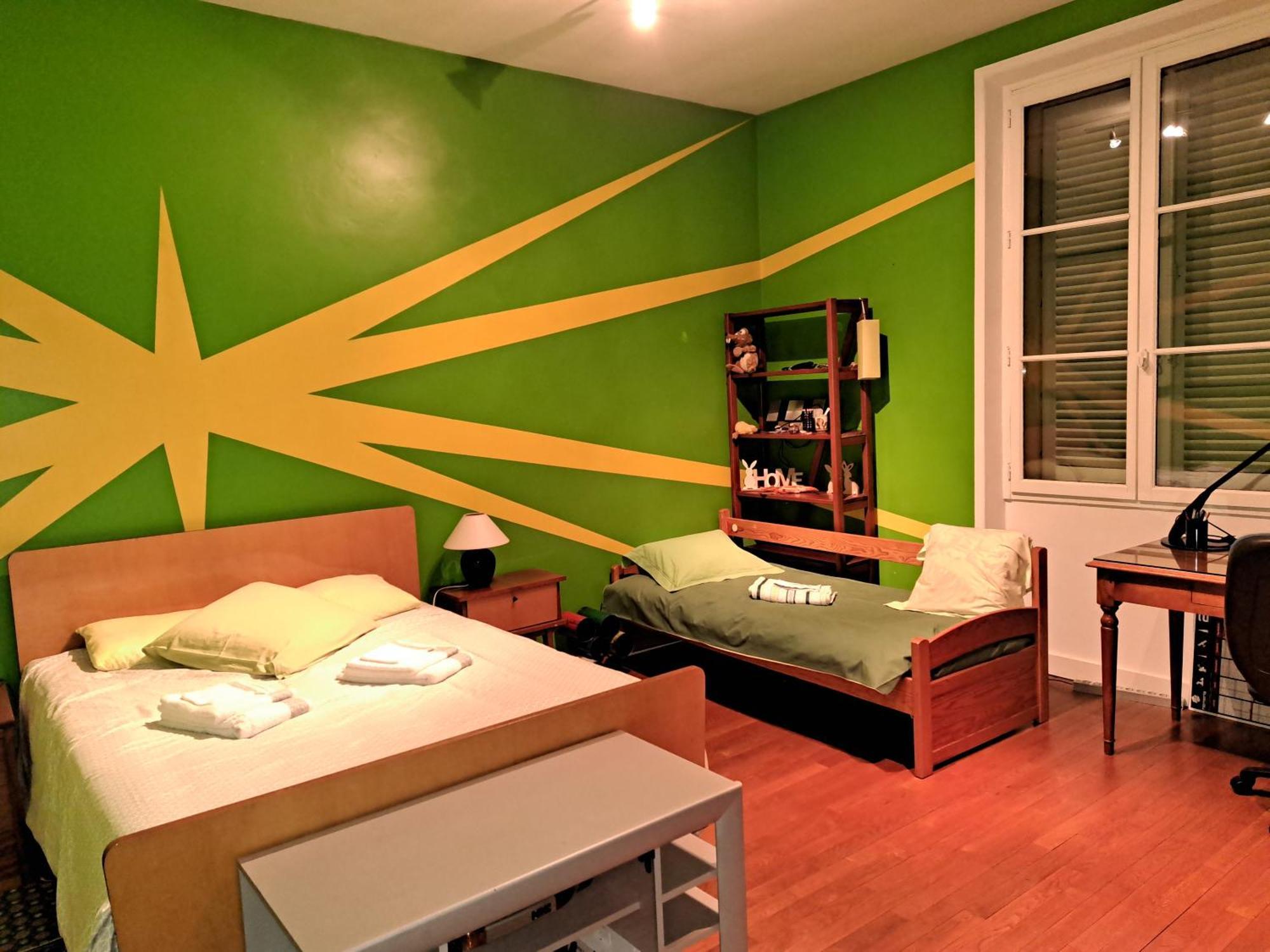 Les Chambres De Lucie-B&B - Petit Dej Inclus - Parking Prive - Proche Gare 베흑사이으 객실 사진